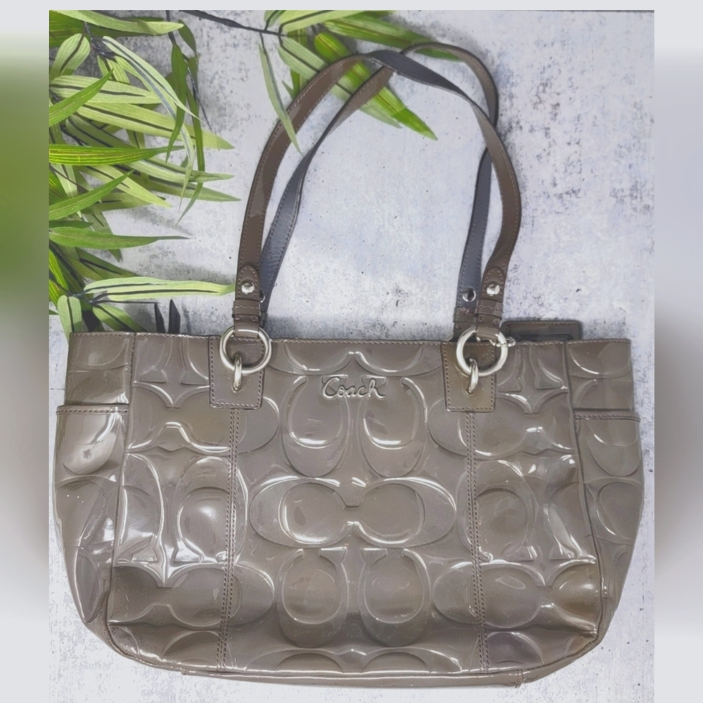 Coach | Gray Gallery Embossed Patent Leather Tote F17728